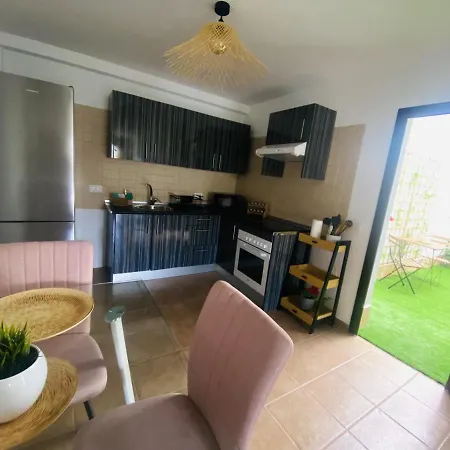 Big House Adeje Deluxe By Deihu Experiences 度假居